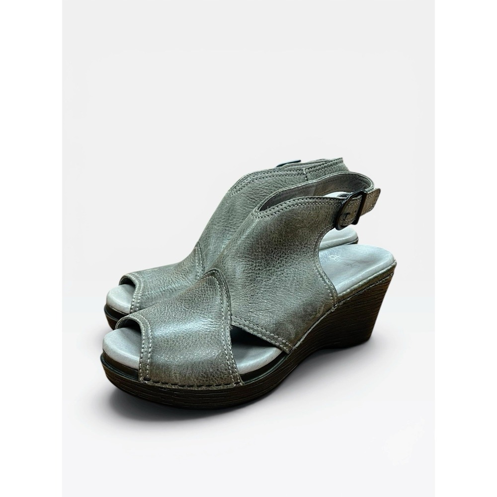 Dansko Vanda Ankle Grey SZ  38 7.5-8 Wedge Sandals Slingback Pebbled Leather
